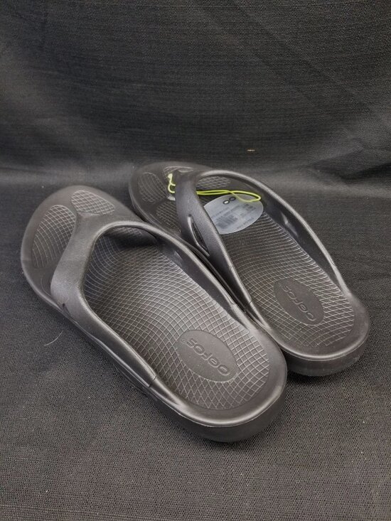 OOFOS Men\'s OOriginal Sandal Recovery Thong Black Size 16 NEW WITH TAGS! main image 3